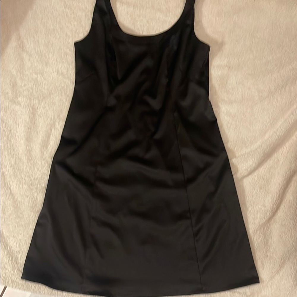 Madison Leigh Elegant Black Garment